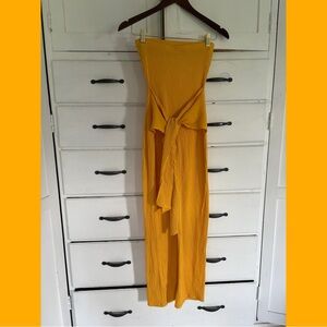 Yellow bodycon Maxi dress (Charlotte Russe) - size small, never worn